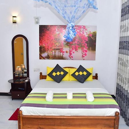 Sayare Inn Dambulla Exterior photo
