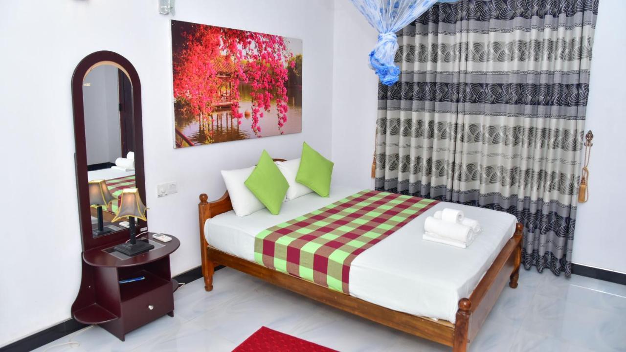 Sayare Inn Dambulla Exterior photo