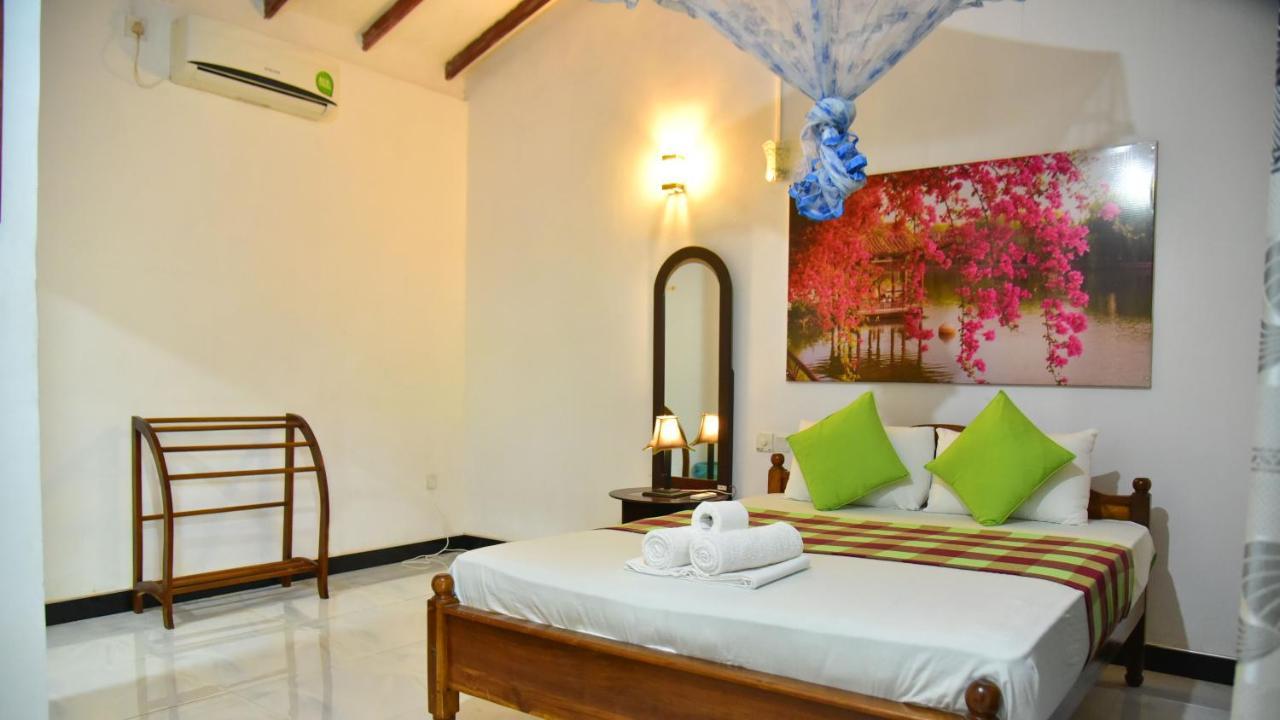 Sayare Inn Dambulla Exterior photo